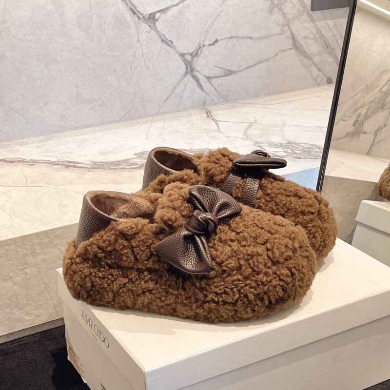 Γυναικείες παντόφλες-λοφέρ με γούνα, παχιά σόλα — βελούρ επάνω μέρος, εσωτερική επένδυση από τεχνητή γούνα, ύψος τακουνιού 3–5 cm, χαμηλός σχεδιασμός