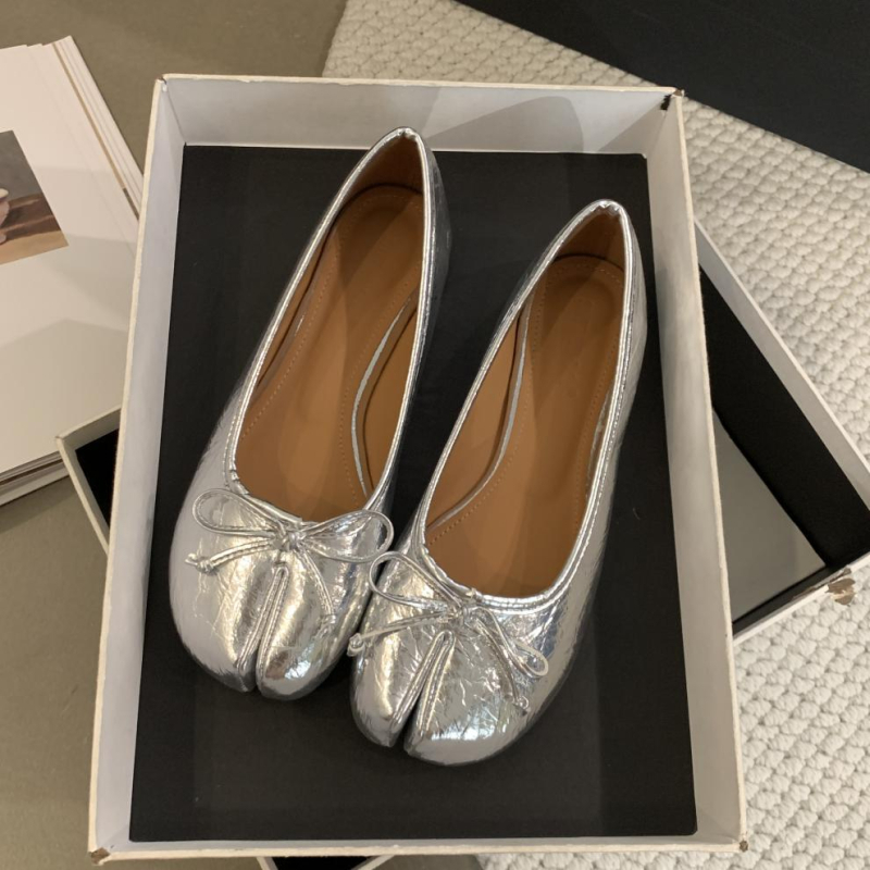 Pantofi dama fără toc – suprafața microfibră, căptușeală PU, talpă din cauciuc, Slip-On, înălțime toc 6–8 cm