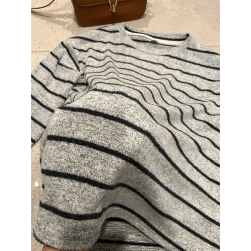 Pulover tricot cu mâneci lungi, guler rotund, croială lejeră, poliester, grosime regular, toamnă 2025, stil casual japonezo-coreean