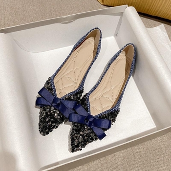 Női hegyesorrú lapos talpú cipő | PU felső rész, PU bélés, gumírozott talp, slip-on