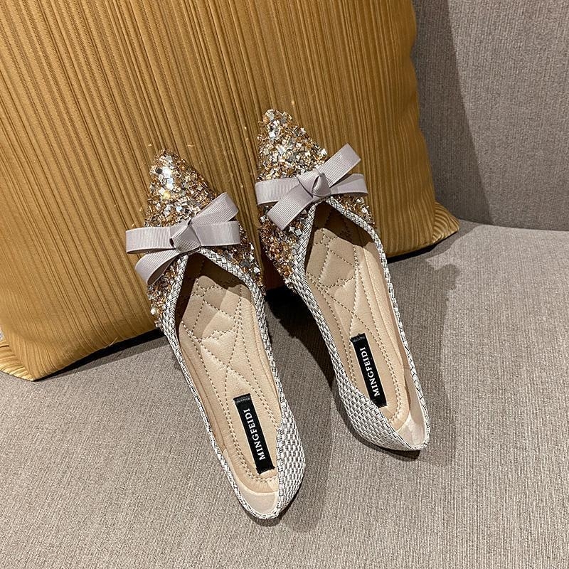 Női hegyesorrú lapos talpú cipő | PU felső rész, PU bélés, gumírozott talp, slip-on