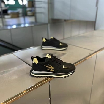 Férfi tavaszi futócipők PU felsőrésszel, gumitalppal, kötőfűzővel, hálós belsővel