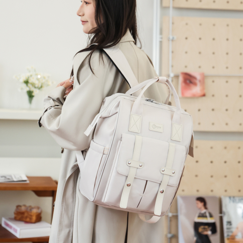 Majčina torba - Višenamjenska, Vodootporna, Otporna na habanje, s zakrivljenim naramenicama, Veliki kapacitet