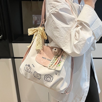 Дамска Tote чанта, PU материал, градски минималистичен стил, овална форма, с цип, полиестерна подплата.