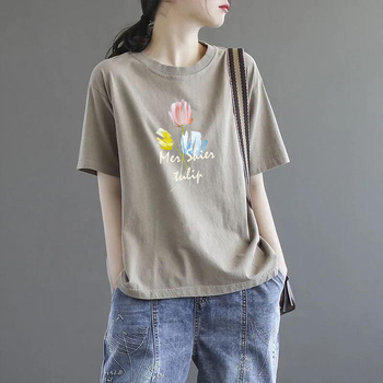 Polüester T-särk, lühikeste varrukatega, ümmarguse kaelusega, vaba lõige, trükk