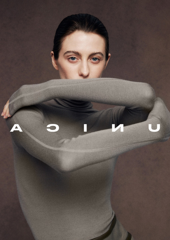 Pulover din lână, tricot fără cusături, guler înalt, mâneci lungi, croială slim