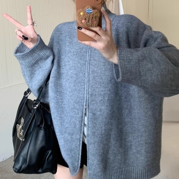 Cardigan tricotat cu guler stand, închidere frontală cu fermoar dublu, mâneci lungi, croială lejeră