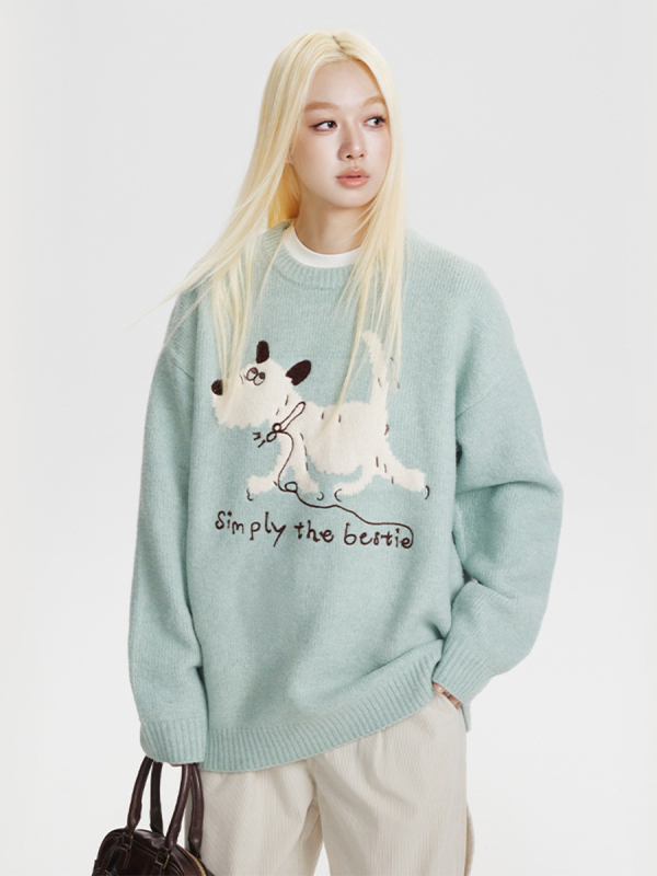 Pulover uni, guler rotund, mâneci lungi, nasturi într-o singură linie, 70–80% poliester