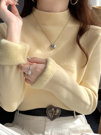 Paksu pullover poolkõrge kaelaga, pikad varrukad, regulaarne pikkus, viskoosi kiududest