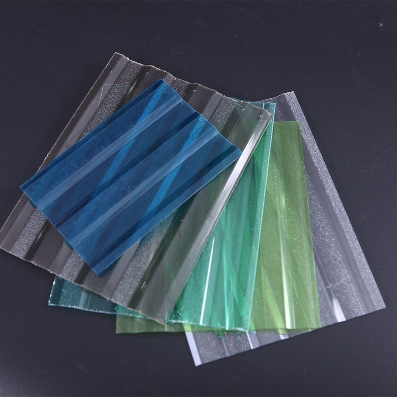 PC vlnité dosky, model 840, značka Yushuo