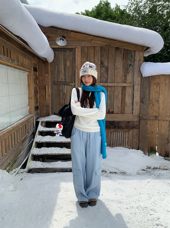 Pulover croială lejeră, mâneci lungi, guler semi-înalt, tricot acril-poliester, stil korean casual