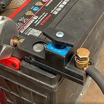 12V/24V univerzálny vypínač batérie pre auto — čistá meď, proti úniku, model 1