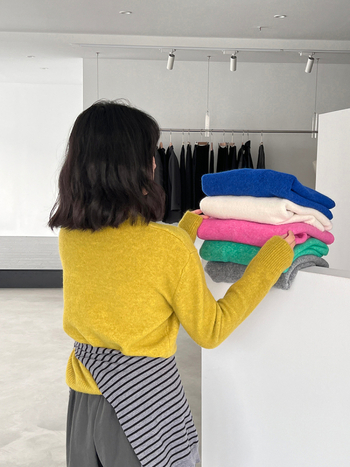 Ženski pleteni džemper od vune i akrila, jednostavan uzorak, opuštenog kroja, dugi rukavi, okrugli izrez