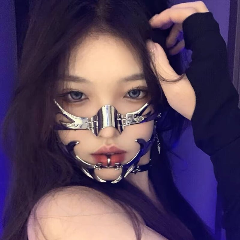 Cyberpunk polovičná maska z zliatiny – IP licencia pre anime hru, rekvizita DIY