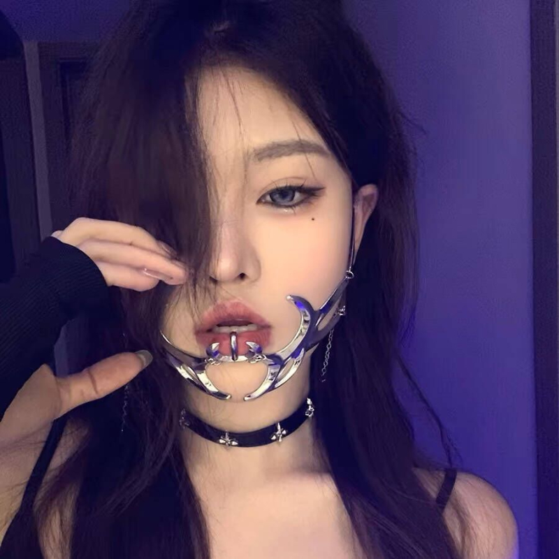 Cyberpunk polovičná maska z zliatiny – IP licencia pre anime hru, rekvizita DIY