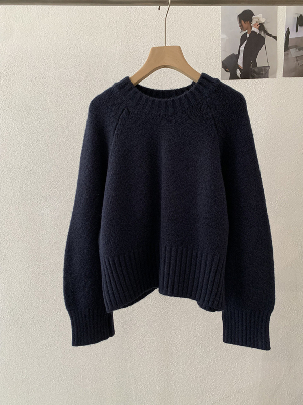 Polaarfliisi materjalist kampsun, akril koostis, Raglan varrukad, ümmarguse kaelusega — 4910