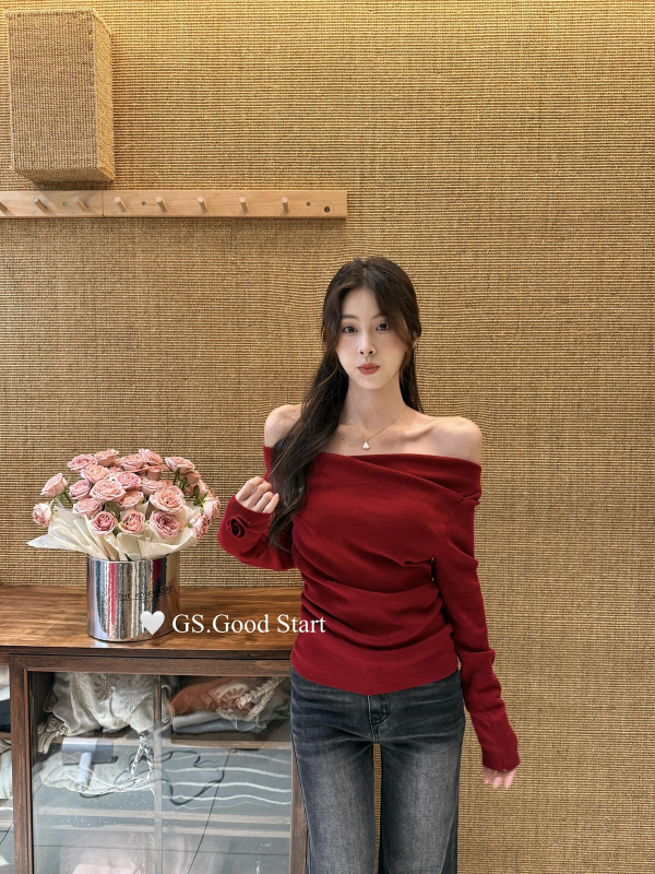 Pletený sveter s odhalenými plecami, kvetinový vzor, dlhé rukávy, viskózové vlákno