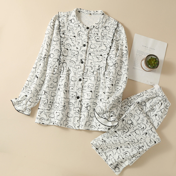 Zimné dojčovské pyžamo z bavlny — kardigánový štýl, minimalistické a pohodové, dlhé rukávy, nohavice, hrubý materiál 90–95% bavlna