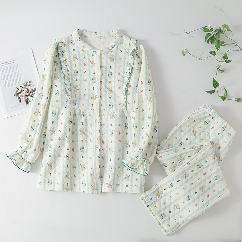 Zimné dojčovské pyžamo z bavlny — kardigánový štýl, minimalistické a pohodové, dlhé rukávy, nohavice, hrubý materiál 90–95% bavlna