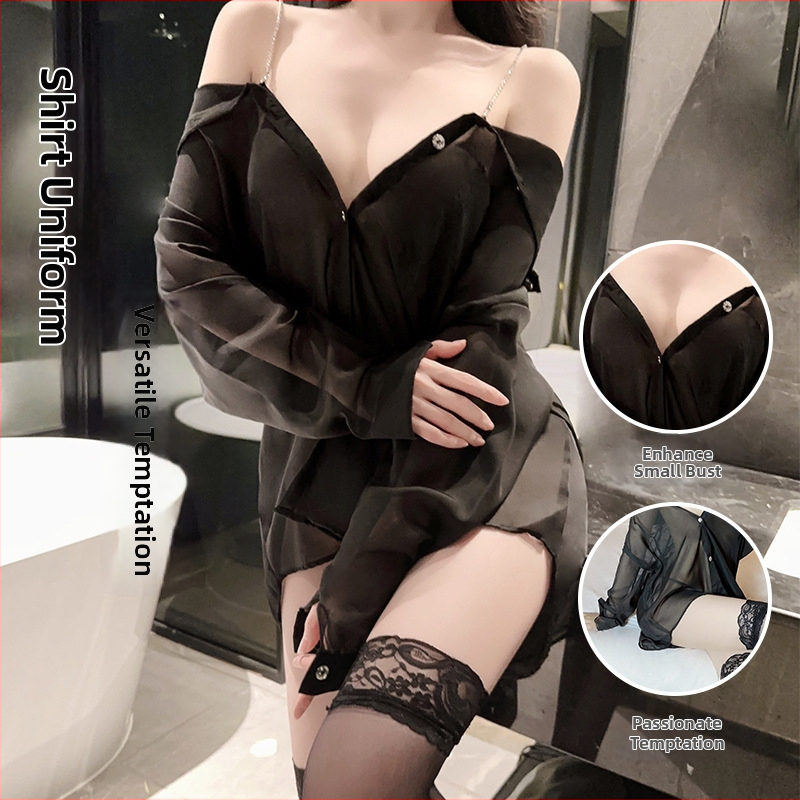 Naiste mõeldud šifonist öökleit — läbipaistev, uniformist inspireeritud rollimängu disain; kangas: šifoon; peamine kanga koostis: 90–95% polüester