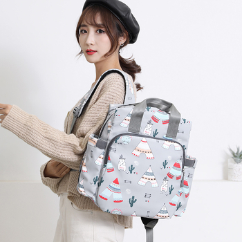 Torba za mamu – cartoon slatkog stila, Oxford materijal, kapacitet ispod 20L, zatvarač, džep za bocu