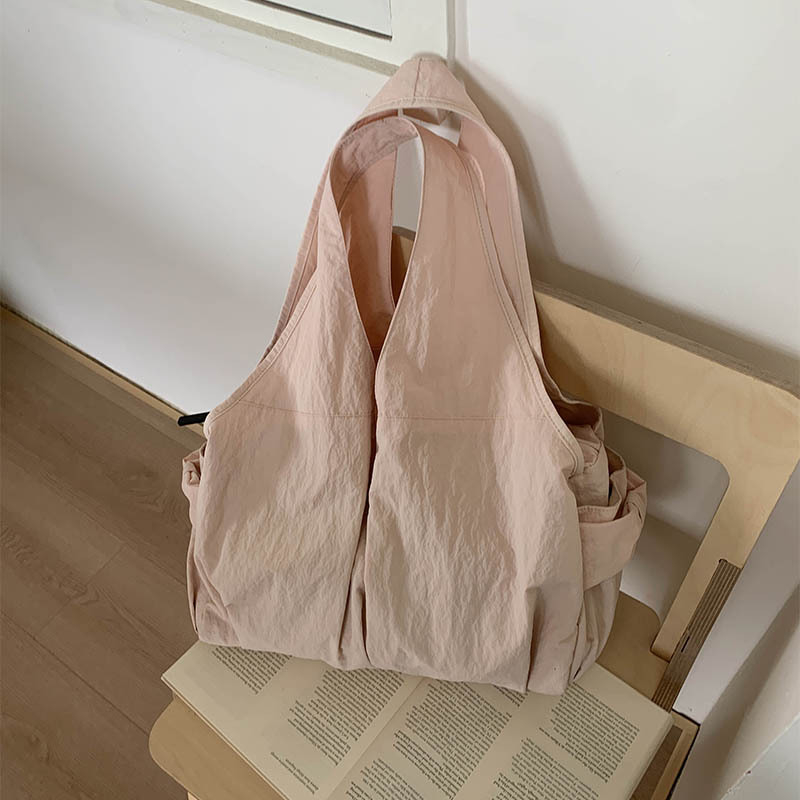 Nailonist tote kott tõmblukuga, polüestervooder, vertikaalne ristkülikukujuline, kahekordse õlarihmaga