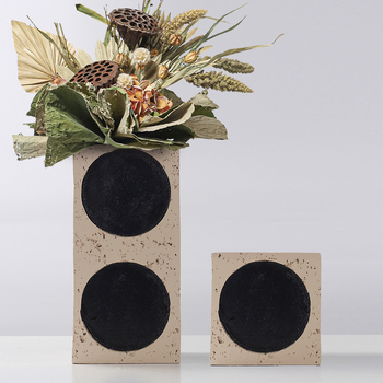 Váza – syntetická živica • moderné umelecké štýly • kartónové balenie • dekor do pracovného priestoru