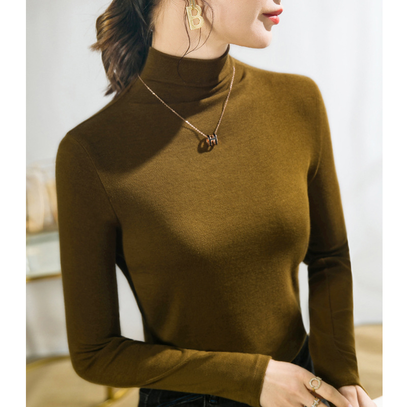 Női póló modal kötött anyagból, hosszú ujjú, félmagas gallér, karcsú szabás