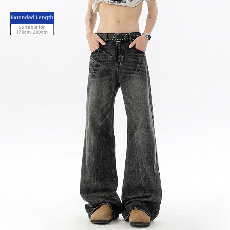 Retro-stiilis džinsid, sirge lõikega, keskmise kõrgusega vöö; tõmblukk; kangas: 67% puuvill, 18% polüester, 15% viskoos; pesemine