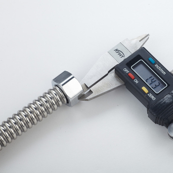 Ανοξείδωτος εύκαμπτος σωλήνας εισόδου/εξόδου νερού για τουαλέτα, νιπτήρα και θερμοσίφωνα – με βιδωτή σύνδεση, 304SS, πίεση 1.0, -15 έως 90°C