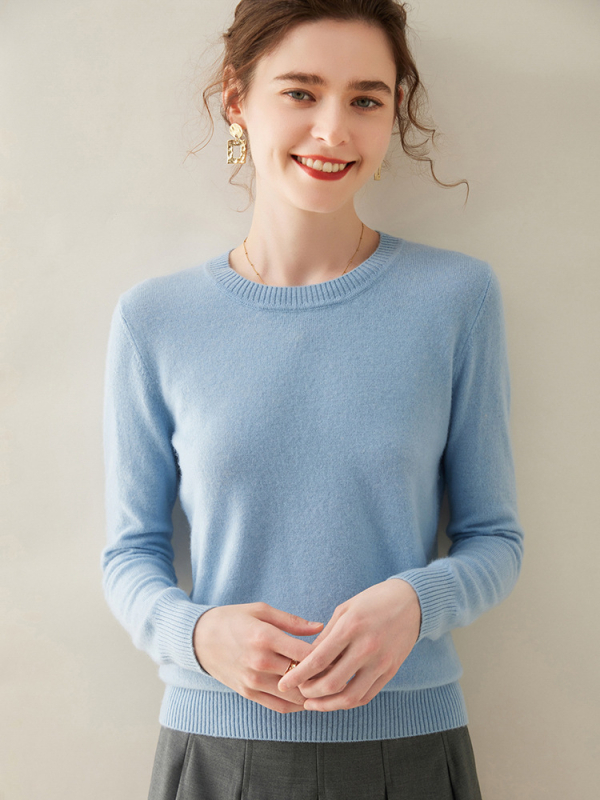 Sveter z kašmíru s obsahom 30-50%, voľný strih, okrúhly výstrih, žakardové pletenie