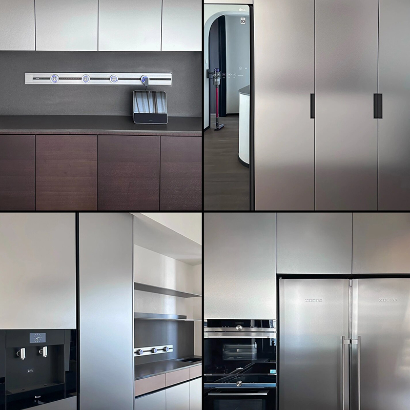 Kovový stenový panel s dreveným obkladom a bambusovými vláknami a bambusovým uhlím; bezšvový dizajn v modernom minimalistickom štýle.