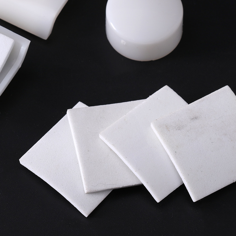 Montážne klipsy pre osvetľovací panel, PVC kryty, FRP jasné dlaždice, rôzne typy dlaždíc, sedlové klipy