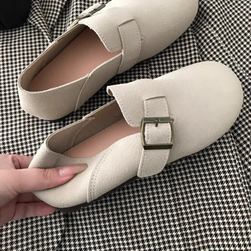Női slip-on mokaszín mikroszálas felsőrésszel, gumírozott talp, PU belső talp, 3-5 cm sarok