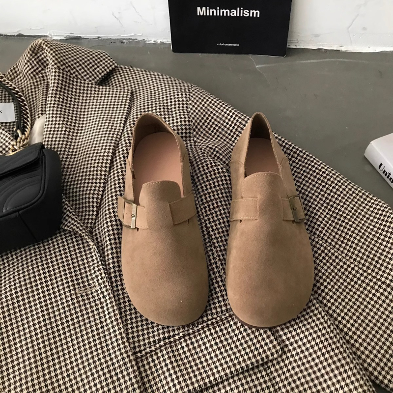 Női slip-on mokaszín mikroszálas felsőrésszel, gumírozott talp, PU belső talp, 3-5 cm sarok