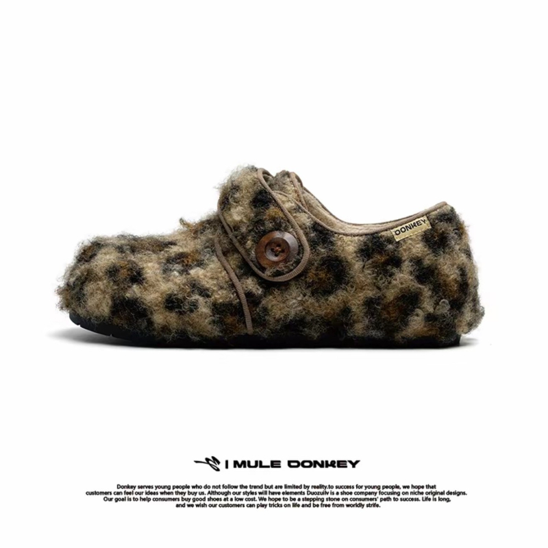 Veluur loaferid sisemise kõrguse tõstmisega, karusnahaga vooder, slip-on, ümmarguse varba