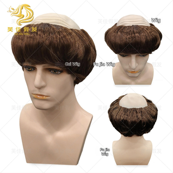 Parochňa na cosplay s rohami, krátke vlasy — (Materiál: vysokoteplotný hodváb; Spracovanie: mechanizmus; Vhodné pre všetky odtiene pleti; Pre cosplay)