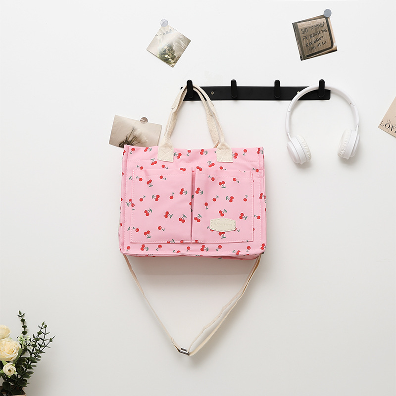 Crossbody kott – linnaline minimalistlik stiil, horisontaalne ruudukujuline kuju, magnetlukustus, polüestervooder, telefoni tasku