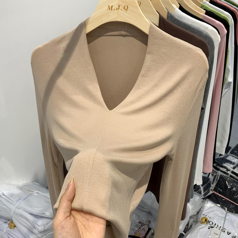 Тениска с дълъг ръкав, V-образно деколте, Slim fit, вискоза с еластан, мъхест финиш