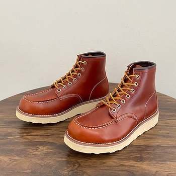 Martens štýlu pracovné čižmy, značky oether, horný materiál: top-grain koža, podrážka: guma, vložka: top-grain koža, holenná podšívka: ovčia koža