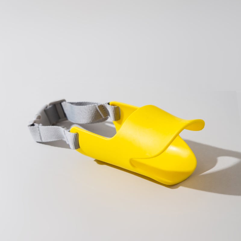 Mäkký silikónový psí náhubok – nastaviteľný, proti štekania, proti hryzeniu