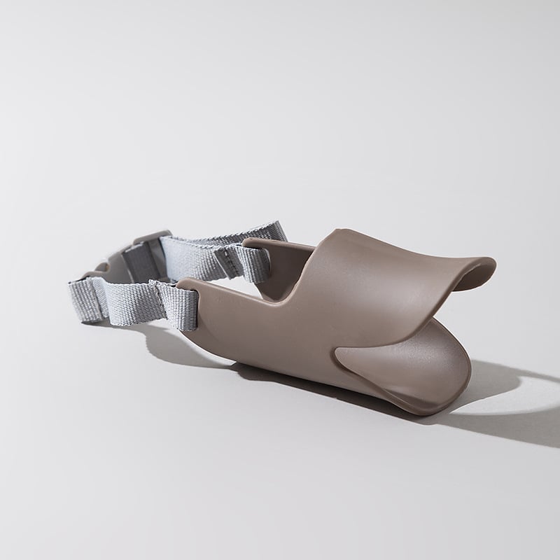 Mäkký silikónový psí náhubok – nastaviteľný, proti štekania, proti hryzeniu