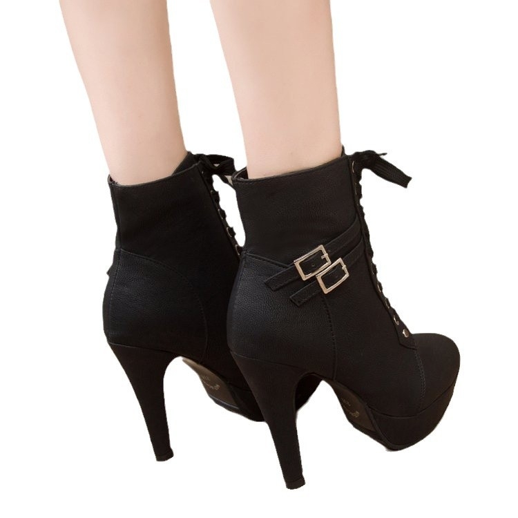 Martin saapad ristlõnguga rihmaga, naistele kõrge kontsaga, PU ülaosa, kummist talp, ümmarguse varbaga