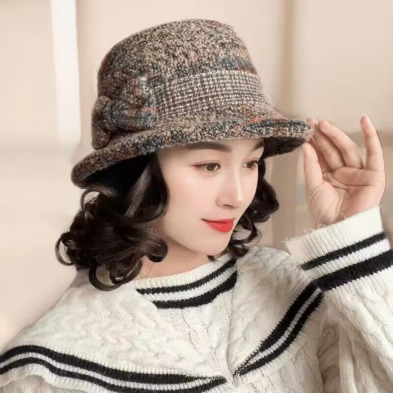 Čiapka s integrovanou parochňou pre ženy, Fisherman štýl, prirodzený vzhľad, vlasy z vysokoteplotného hodvábu, zakrýva šedivé vlasy