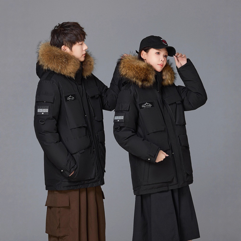 Пухено яке с пух от бяла гуска, съдържание на пух 86-90%, качулка, средна дължина, закопчаване с цип