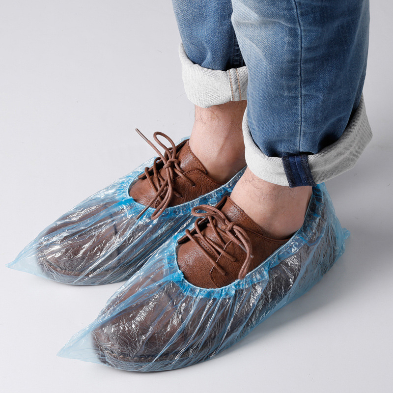 Jednorázové návleky na topánky | Značka: Beautiful and Elegant | (Materiál: PE/polyetylén; Ochrana proti prachu; Univerzálne použitie; 50 kusov)