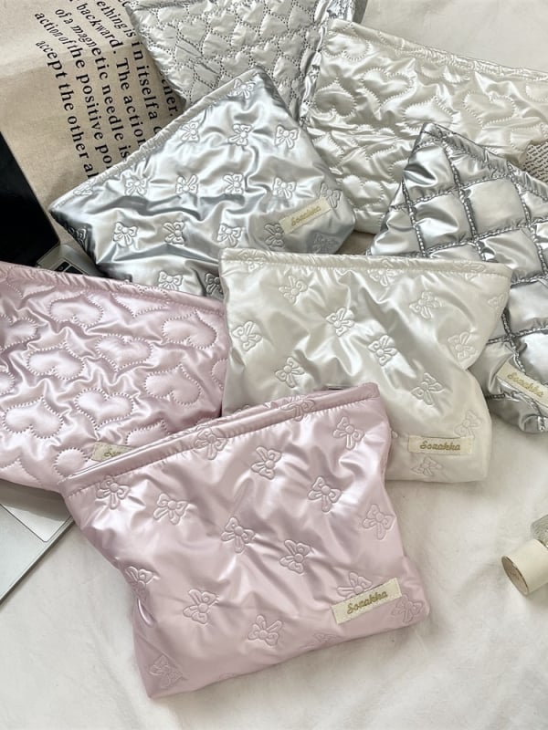 PU quilted srdcová clutch kozmetická taška, geometrický vzor, podšívka poplin, viacúčelové uloženie