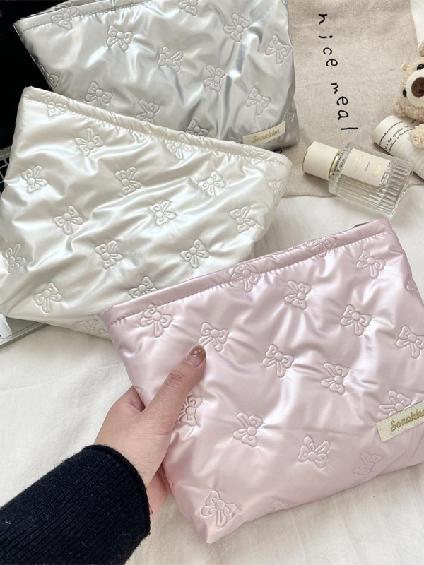 PU quilted srdcová clutch kozmetická taška, geometrický vzor, podšívka poplin, viacúčelové uloženie