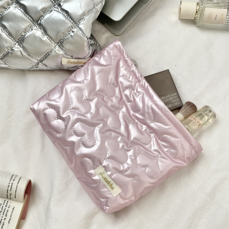 PU quilted srdcová clutch kozmetická taška, geometrický vzor, podšívka poplin, viacúčelové uloženie