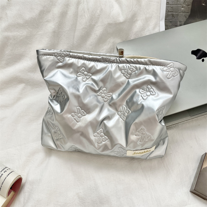 PU quilted srdcová clutch kozmetická taška, geometrický vzor, podšívka poplin, viacúčelové uloženie